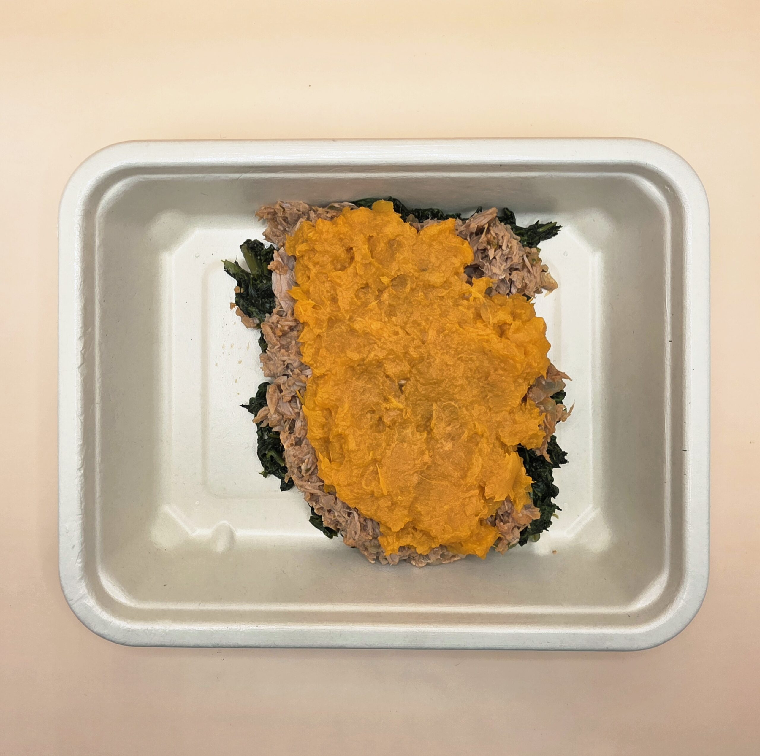 Empadão de atum com batata doce e espinafres