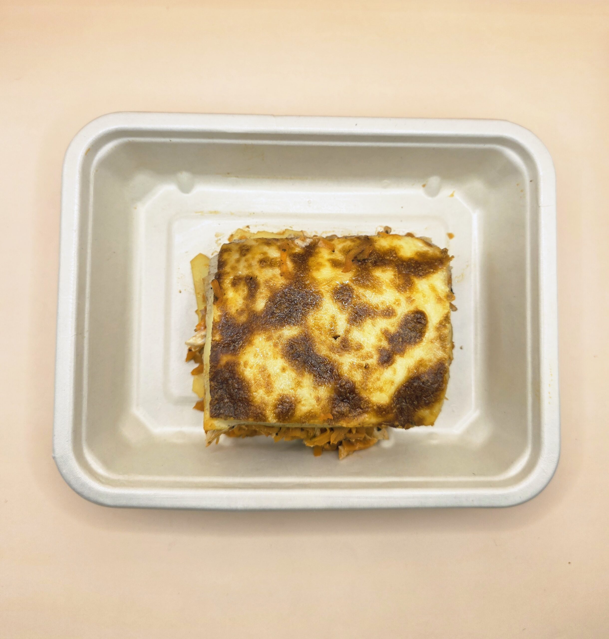 Lasanha integral de frango e cenoura