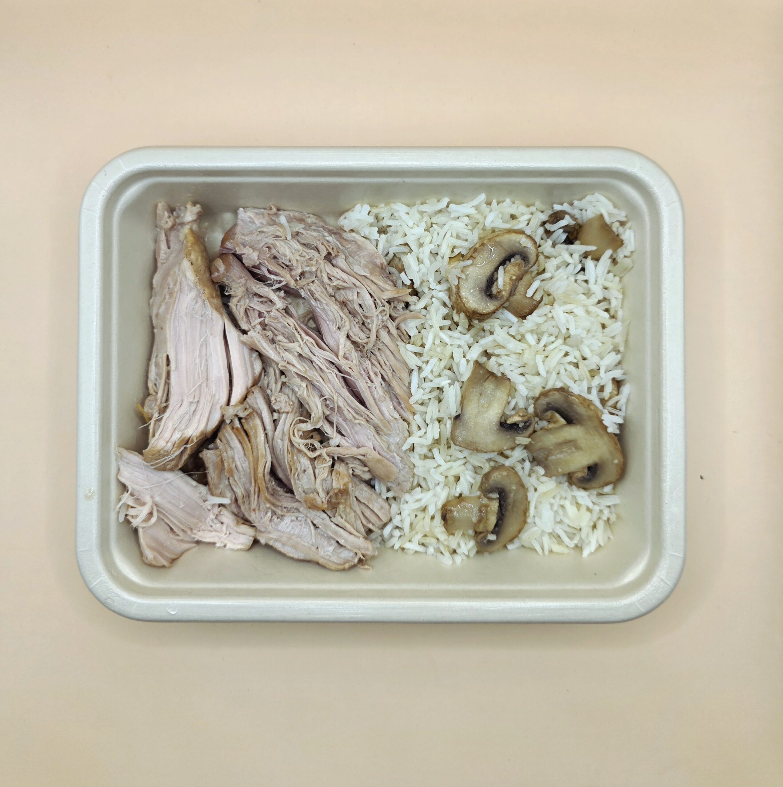 Cachaço de porco em 'slowcooking' com arroz de cogumelos
